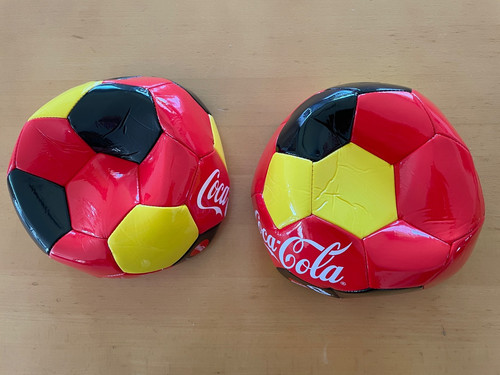 Coca cola fußball 5 - 2x, gr.